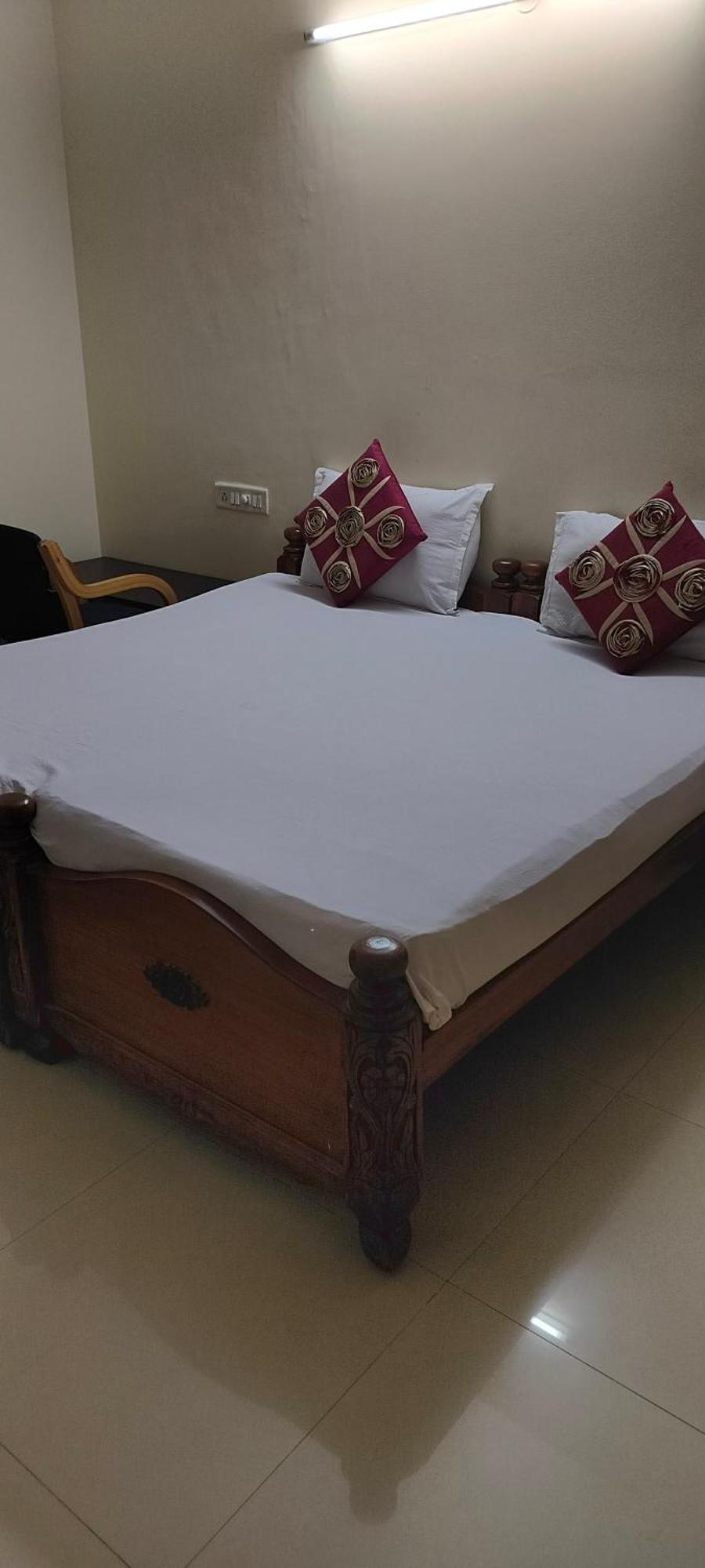 Brookside Service Apartment Bangalore Bagian luar foto