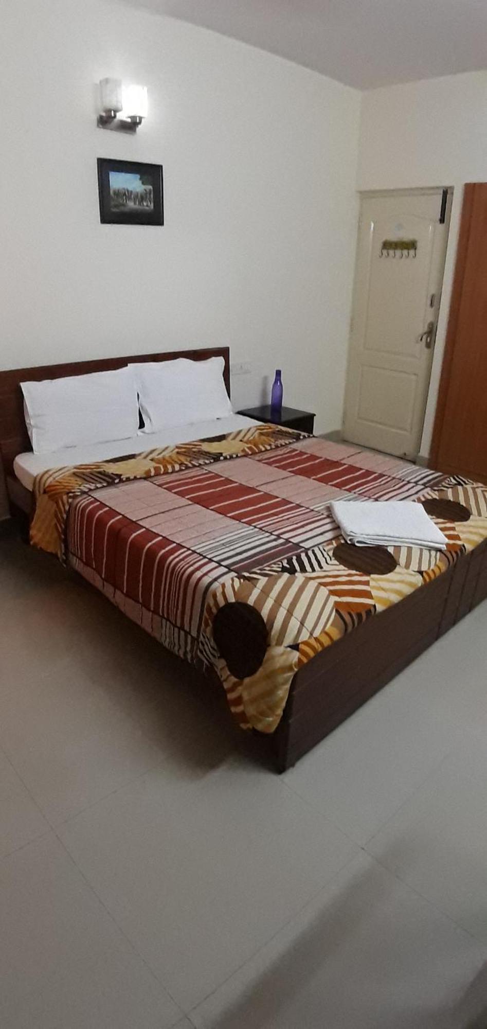 Brookside Service Apartment Bangalore Bagian luar foto